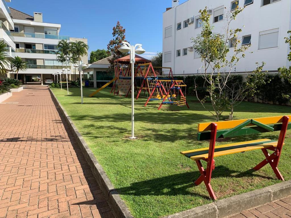 Apartamento De Frente Para Piscina, Com Vista Para O Mar Apartment Florianopolis Exterior photo